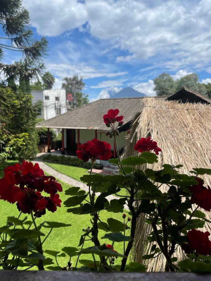 Hotel Rancho Grande Inn Panajachel Buitenkant foto